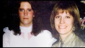 3 teen sisters arrested for trying to kill their mom after she turned off Wi-Fi, Texas sheriff says – ABC7 Los Angeles