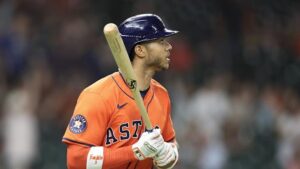 Better Late Than Never for Houston Astros Young Middle Infielder – Sports Illustrated
