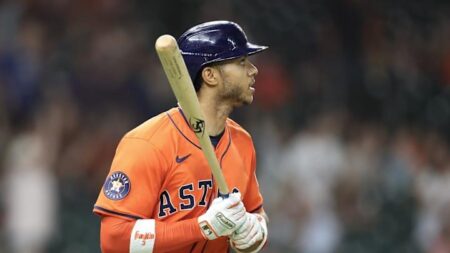 Better Late Than Never for Houston Astros Young Middle Infielder – Sports Illustrated