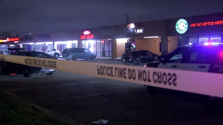 Six injured following shooting at Latinas Sports Bar after-hours business in SW Houston, HPD says – ABC13 Houston