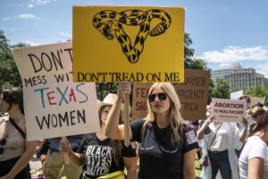 Abortion, the economy, immigration and transgender rights: Voters across Texas explain their vote – Houston Public Media