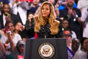 WATCH: Harris holds campaign rally with Beyoncé in Houston, Texas – PBS