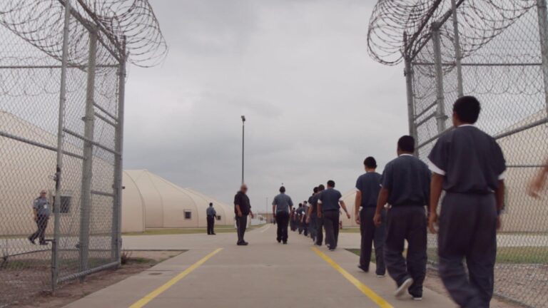 Houston worker says he was detained by immigration officers despite permission to work in U.S. – Houston Public Media