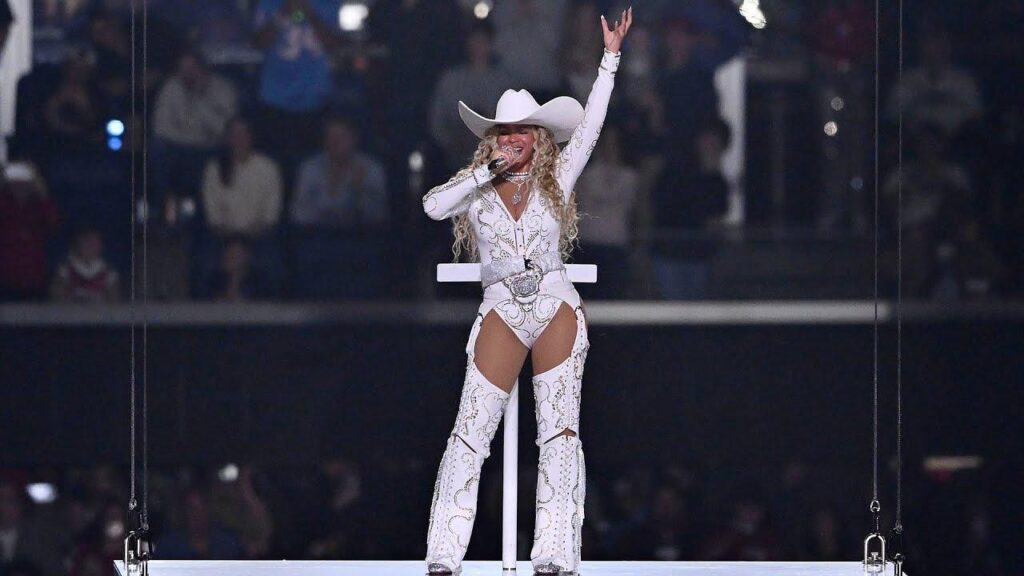 Beyoncé fans can watch Christmas halftime show at SirDavis-hosted parties in Houston – USA Today
