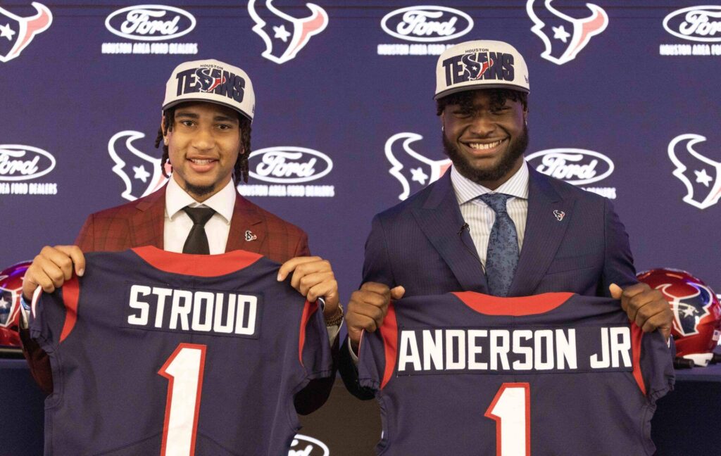 Texans take on the ultimate gamble with failed first-round pick, but it will pay off if it works for Houston – A to Z Sports