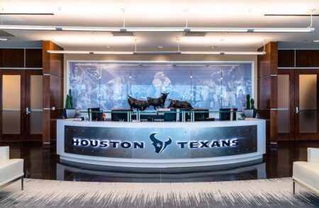 Texans have ‘lot of great options’ for new headquarters, entertainment district – Houston Chronicle