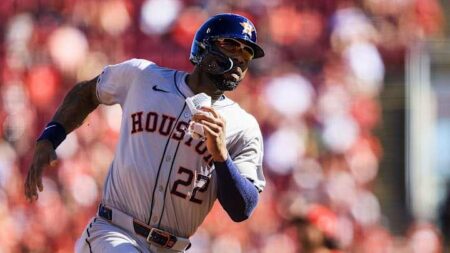 Astros Veteran Outfielder Making Significant Progress in Return From Injury Setback – Sports Illustrated