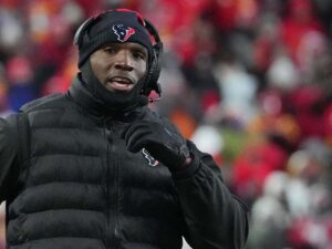 Houston Texans Could Explore Trade for Key Defender – Sports Illustrated