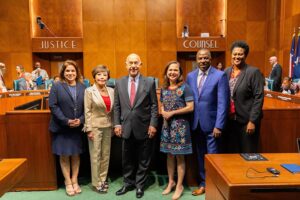 Former Houston board member, pediatrician face backlash over flood comments – Chron