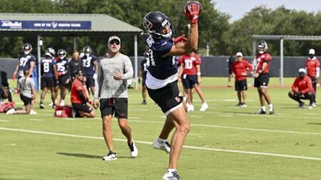 Houston Texans Historic Contract Stalls NFL Second Round Signings – Sports Illustrated