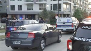 Washington Corridor shooting: Man shot in leg outside Houston bar, bringing spotlight back on crime in the area – ABC13 Houston