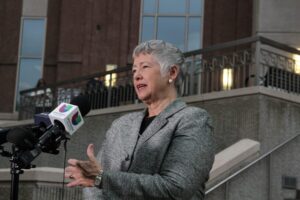 Former Houston Mayor Annise Parker announces run for Lina Hidalgo’s seat atop Harris County government – The Texas Tribune