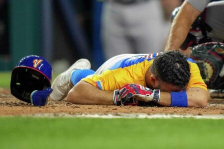 Update: Grim timeline given for Astros All-Star with severe injury – Chron