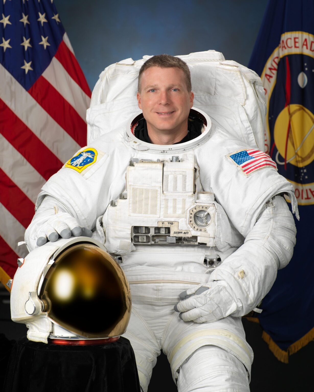 Former astronaut Terry Virts launches Democratic bid for U.S. Senate in Texas – Houston Public Media