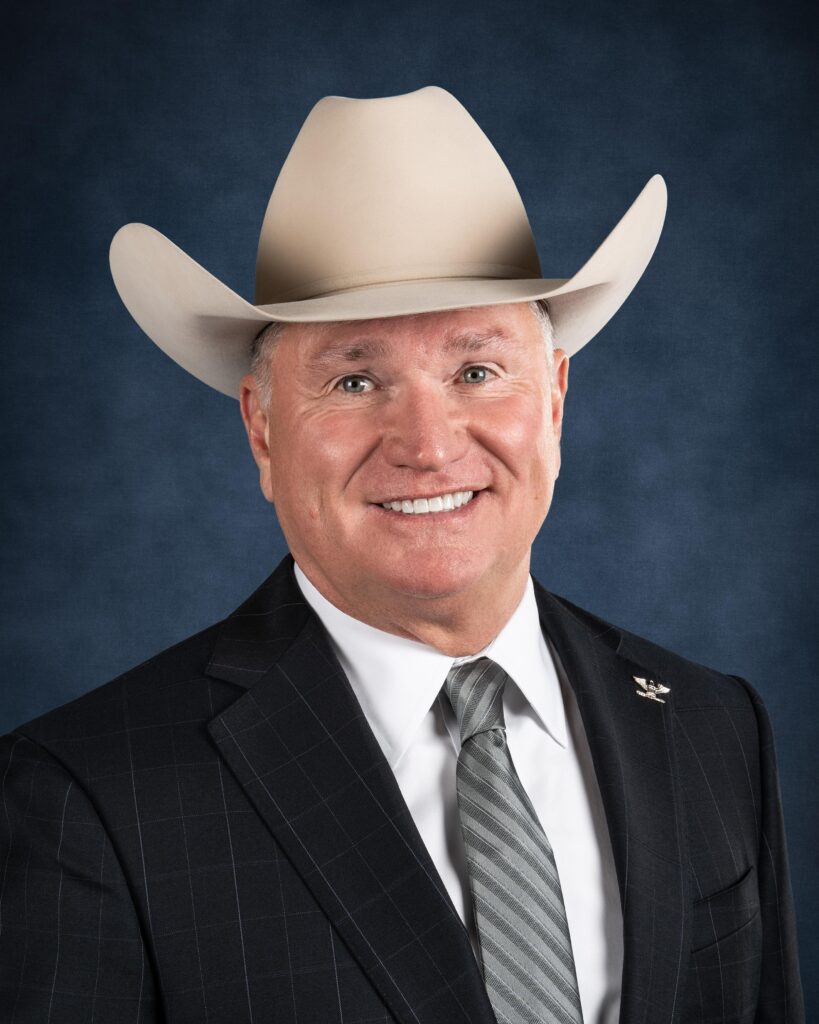 Houston DMV employee accused of accepting bribes in alleged car title laundering scheme – Houston Public Media