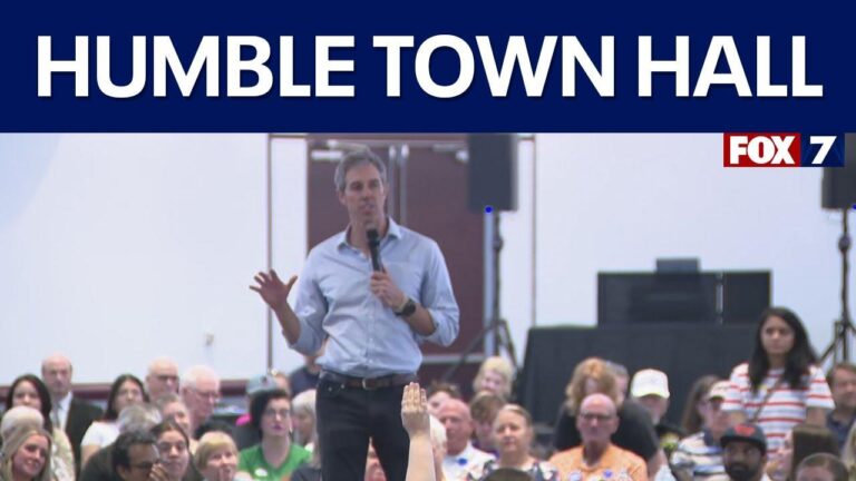 Beto O’Rourke takes on Republicans and Democrats at ‘punk rock’ town hall in Humble – Houston Chronicle