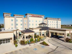Partners Capital buys hotel near Houston’s Galleria mall, plans renovations – The Business Journals