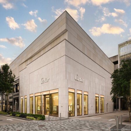 Luxe art gallery picks River Oaks District for first Texas location; major French brands reopen – KHOU