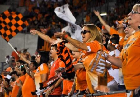 Houston’s sports events generated $330M in 2024—and bigger years are ahead – Chron