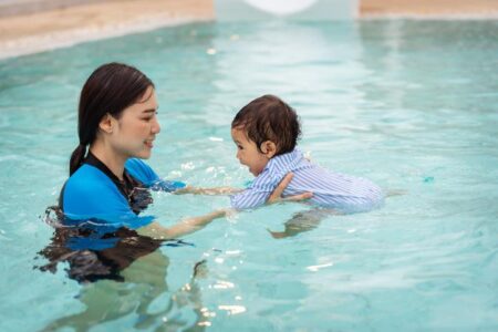 3-year-old dies after being found in pool at west Harris County home – Click2Houston