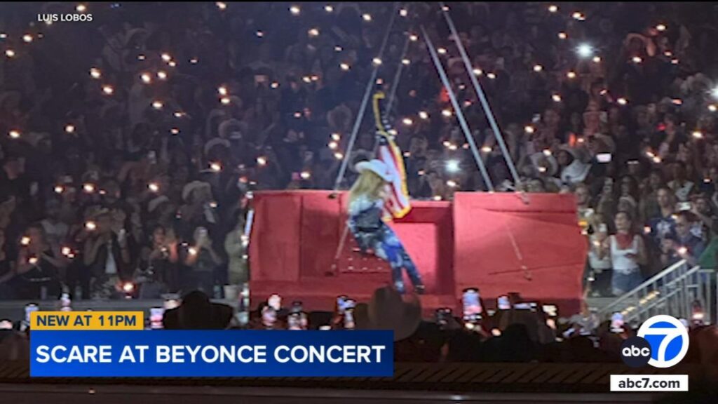 Beyoncé cuts ’16 Carriages,’ flying car after mishap in Houston: Night 2 recap – USA Today
