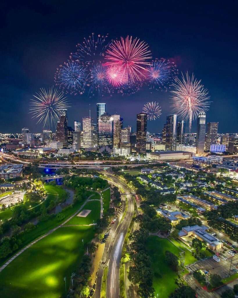 Here’s where to watch fireworks in Houston for Fourth of July – Click2Houston